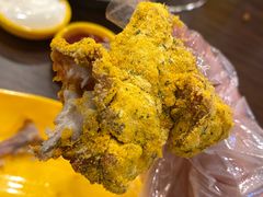 -BHC炸鸡(明洞总店)