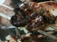 -烤肉小伙烤肉店