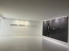 -罗红摄影艺术馆