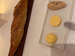 面包-Sketch(The Lecture Room & Library)