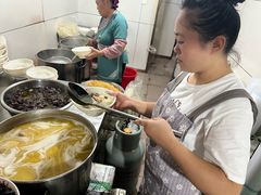-文山荷鲜居(翠湖店)