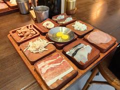 -银米·云南传统过桥米线(双廊黑金冠店)