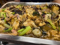 -后街佬·炭火鲜鱼杂(南城店)