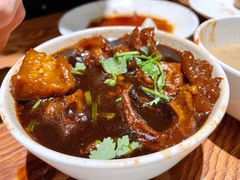 小碗牛肉-清真吴记门钉肉饼·喜多利