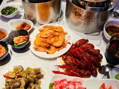 -领鲜活海鲜榴莲自助火锅(东门店)