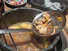 -蘑界·野生菌火锅(深业上城店)