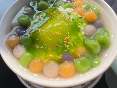 小青团冰豆花-李百蟹·江南蟹黄面·河景餐厅(夫子庙总店)