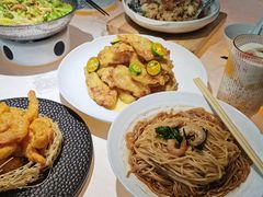 开洋葱油拌面-枕水江南(铁西万象汇店)