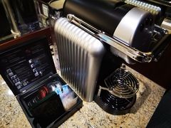 -上海明天广场JW万豪酒店