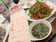 -犇鼎牛潮汕牛肉火锅(新辰里学清路店)