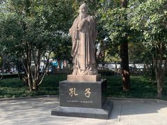 -汇龙潭