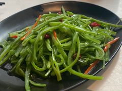 -本来精品川菜(嘉里中心店)