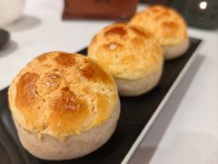 酥皮叉烧包-白天鹅宾馆-宏图府餐厅