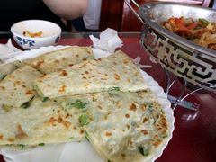 -溢心园香河肉饼总店