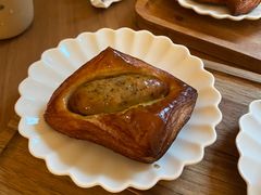 -VERIE BAKEHOUSE
