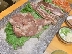 -那胡同里的小烤肉馆(开发区万达店)