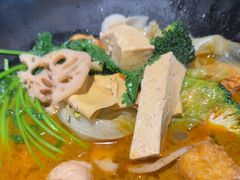 -万记麻辣烫国展总店