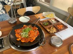 -城山辣炒黑猪肉