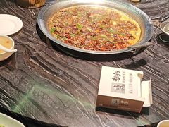 -老船舫·现做活鲜鱼馆(东郊记忆店)