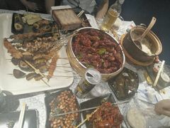 -云晓光头烧烤吧(川沙绿地店)