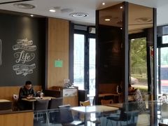 大堂-肯德基(杭州复兴店)