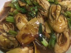 -大富蚝乌东哥饭店·石锅鱼杂·柠檬鸭(革新路店)