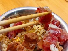 -梁阿婆廿年老牌扣肉糯米饭