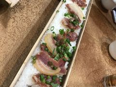 -胡须哥网红竹筒菜