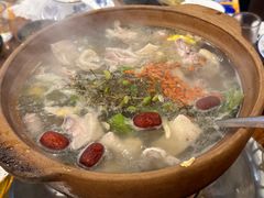 石橄榄炖鸡-洪大厨鸡煲(福田店)