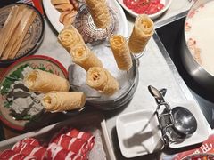 -尚尚仙·酸汤猪手·猪肚鸡火锅(华联万柳购物中心店)