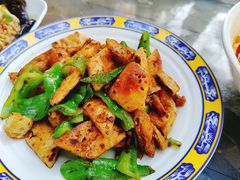 馕炒青椒-吐哈石油大厦六鼎毡房民族特色餐厅
