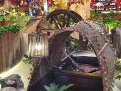 -老滇山寨•云南特色菜•地方菜•民族风情歌舞表演(金碧店)