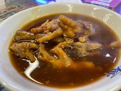 鲍汁花菇焖鸡脚-七爷清汤腩·港式餐厅(金狮广场店)