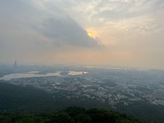 -紫金山山顶公园
