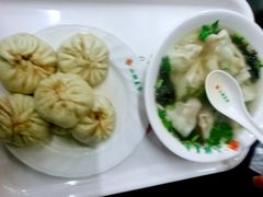 -小胖包子王(定安路店)