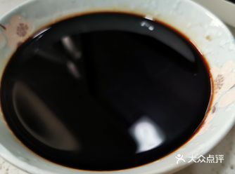 此刻竟然无比怀念热干面的味道，可是外面的店铺都没有开
