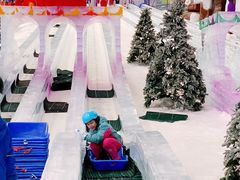 -长沙湘江冰雪世界