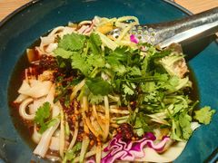 -耶里夏丽·丝路国际·新疆餐厅(浦东区东方路店)