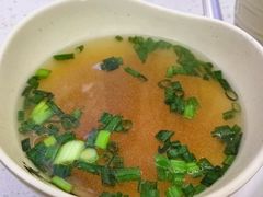 -牛知府云南菌汤鲜牛肉火锅(肖家湾店)