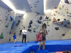 -锐菲特游泳体育健身中心(滨江店)