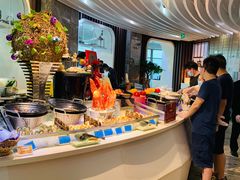 -亚洲国际大酒店·云顶阁旋转自助餐厅