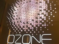 -OZONE 顶楼酒吧(香港丽思卡尔顿酒店)