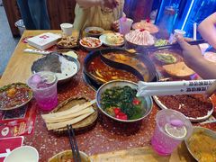 -赵美丽·重庆社区火锅·直营店(火车东站·中豪国际店)
