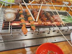 -哈尔滨小酒馆·鲜肉现穿自助烧烤(康新花园店)