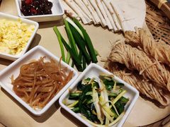 烙馍卷菜-掌柜的店·河南菜(日月光店)