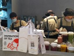 -喜茶(北京华贸购物中心店)
