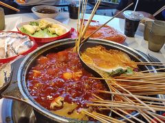 -钢管厂五区小郡肝串串香(蜀都万达店)