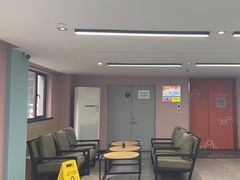 -魔方公寓青年社区(恒丰路店)