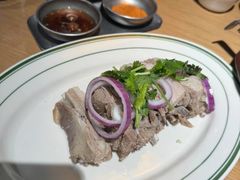 -纳鲁孜·新疆特色餐厅(上海悦荟广场店)