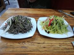 -溢心园香河肉饼总店